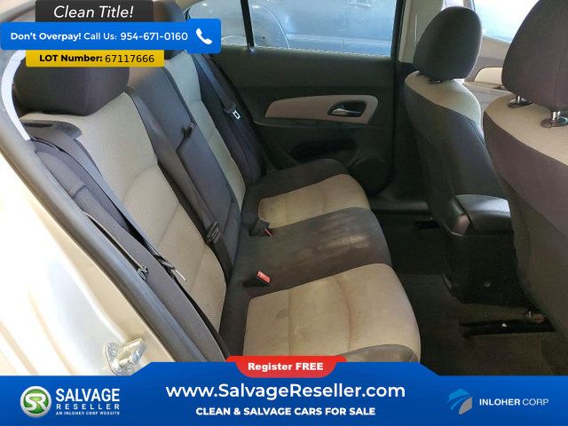 Used 2013 Chevrolet Cruze LS FWD image 13