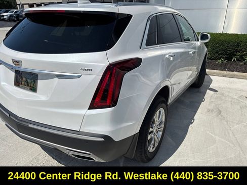 Used 2020 Cadillac XT5 Premium Luxury w/ LPO, Floor Liner Package AWD/4WD image 10