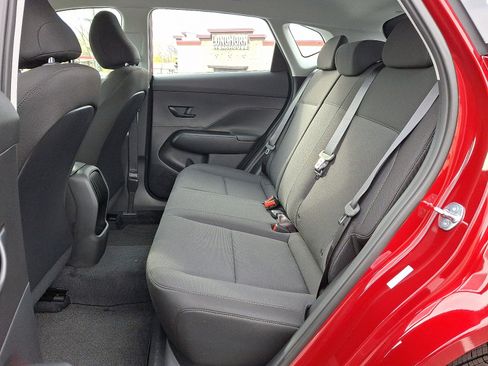 New 2026 Hyundai Kona SE image 5