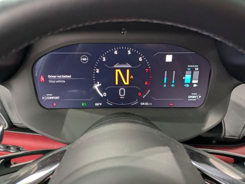 Used 2023 McLaren Artura image 10