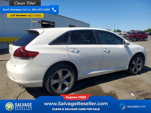 Used 2014 Toyota Venza LE w/ LE Convenience Package image 4