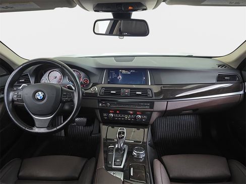 Used 2016 BMW 535i Sedan image 13