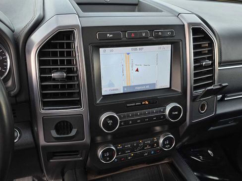 Used 2020 Ford Expedition Platinum image 8
