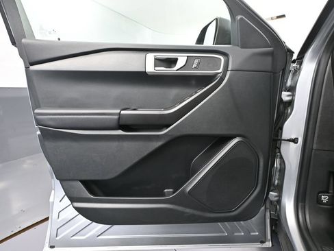 Used 2022 Ford Explorer 4WD image 18