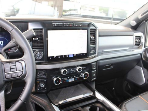 Used 2024 Ford F250 Platinum w/ Tremor Off-Road Package AWD/4WD image 25
