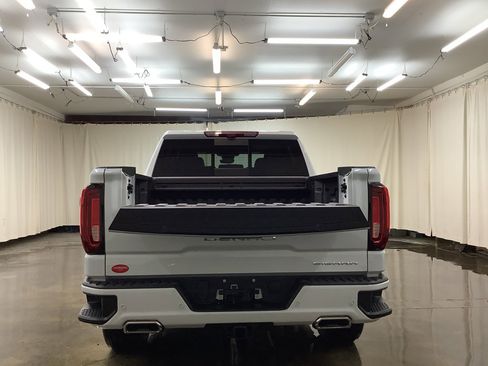 New 2026 GMC Sierra 1500 Denali w/ Denali Reserve Package image 8