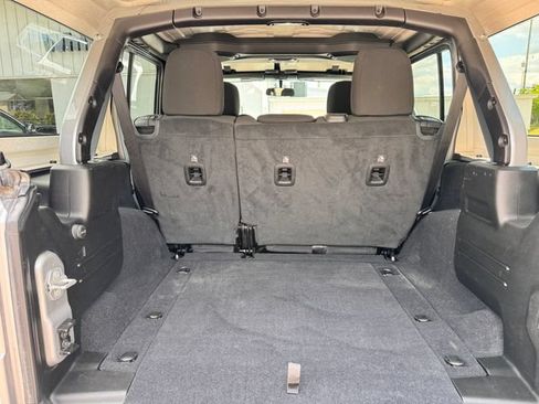 Used 2021 Jeep Wrangler Unlimited Sport AWD/4WD image 6