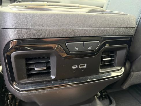 Used 2024 Chevrolet Silverado 1500 ZR2 w/ Technology Package AWD/4WD image 10