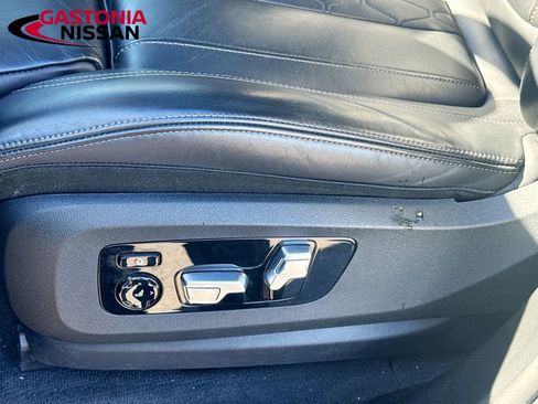 Used 2021 BMW X7 xDrive40i w/ Executive Package image 25