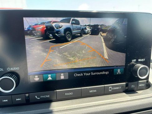 Used 2025 Honda Accord SE image 19