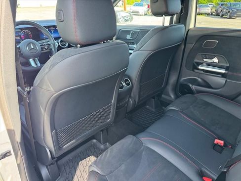 Used 2025 Mercedes-Benz GLA 250 image 15