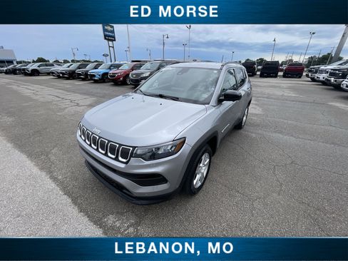Used 2022 Jeep Compass Latitude w/ Convenience Group AWD/4WD image 19