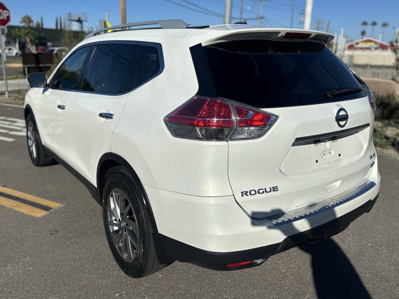 Used 2014 Nissan Rogue SL w/ SL Premium Package AWD/4WD image 6