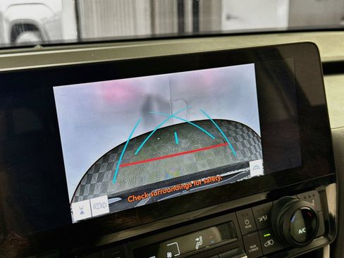 Certified 2024 Toyota Grand Highlander AWD image 8