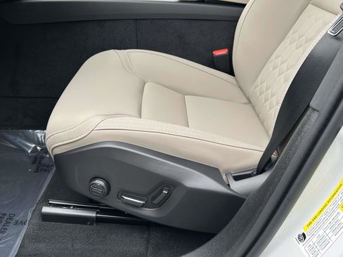 New 2026 Volvo XC60 B5 Plus w/ Protection Package Premier image 19