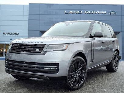 New 2025 Land Rover Range Rover SE