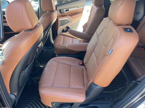 Used 2025 Kia Telluride SX Prestige X-Line image 39