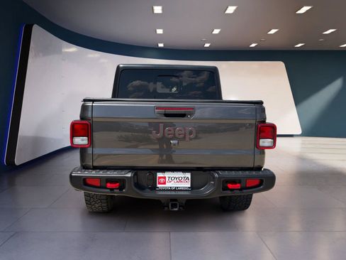 Used 2022 Jeep Gladiator Rubicon w/ Trailer Tow Package AWD/4WD image 4