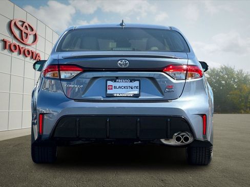 Certified 2026 Toyota Corolla SE w/ SE Premium Package FWD image 4