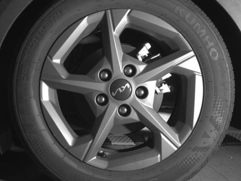 Used 2025 Kia K4 FWD image 14