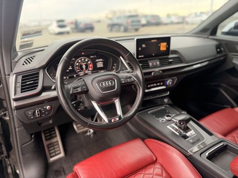 Used 2018 Audi SQ5 Prestige w/ Prestige Package image 9