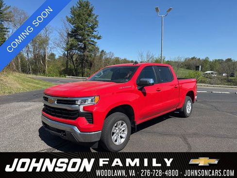 Used 2025 Chevrolet Silverado 1500 LT image 3