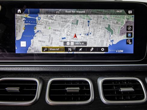 Used 2023 Mercedes-Benz GLS 580 4MATIC image 42