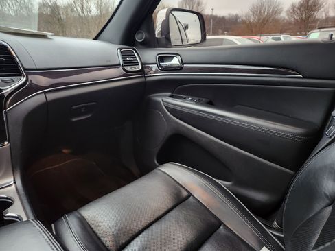 Certified 2021 Jeep Grand Cherokee Overland image 20