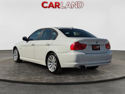 Used 2011 BMW 328i Sedan RWD image 4