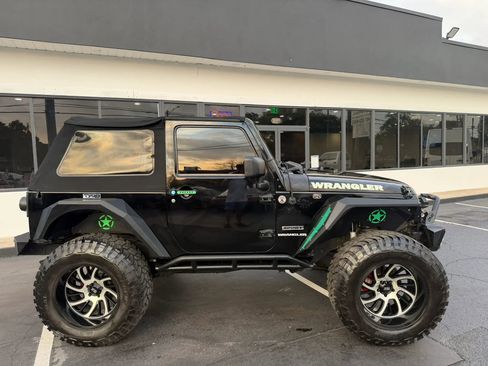 Used 2011 Jeep Wrangler Sport image 9