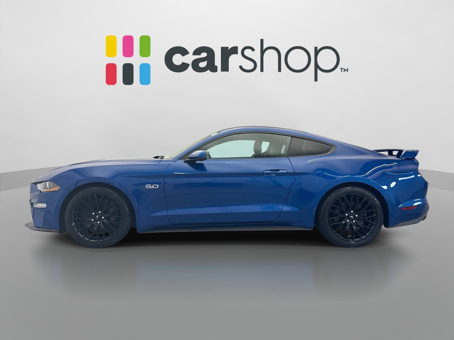 Used 2018 Ford Mustang GT Premium w/ GT Performance Package RWD image 2