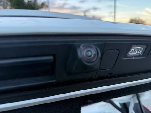 Used 2025 BMW Z4 sDrive30i image 10