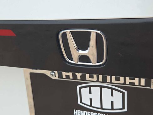 Used 2023 Honda Accord Sport image 11