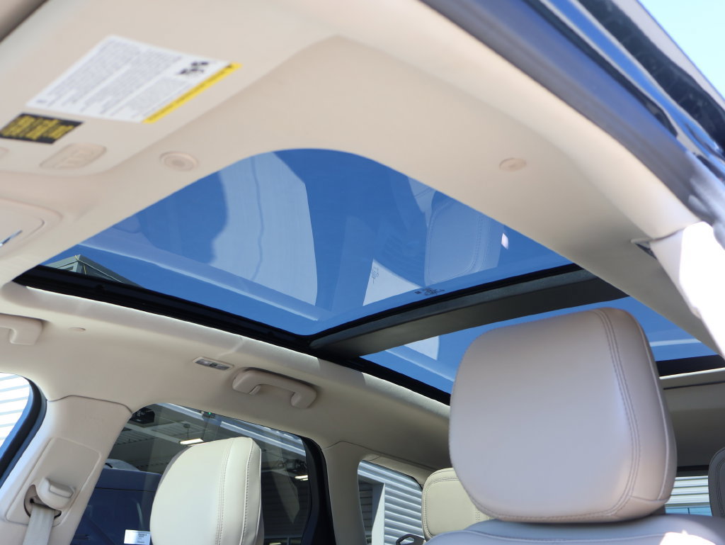 Used 2021 Lincoln Corsair Reserve AWD/4WD image 28