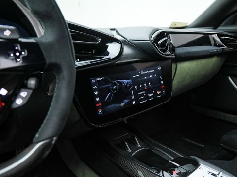 Certified 2025 Ferrari 12Cilindri image 41