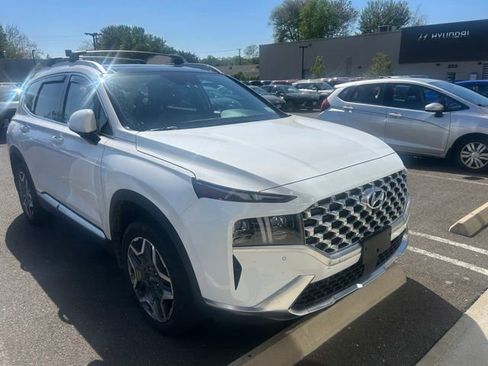 Used 2023 Hyundai Santa Fe Limited AWD/4WD image 2