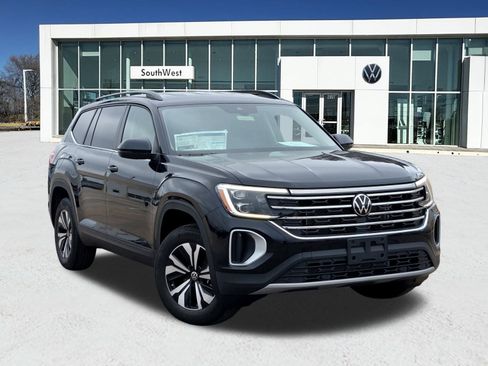 New 2026 Volkswagen Atlas SE image 1