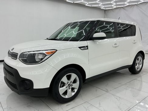 Used 2019 Kia Soul FWD image 6