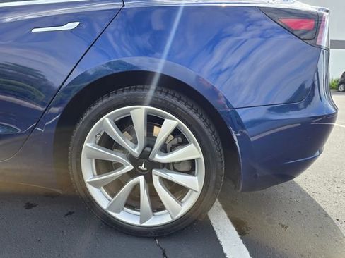 Used 2019 Tesla Model 3 Long Range RWD image 12