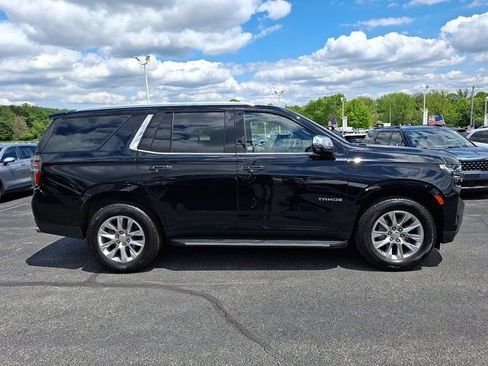 Used 2021 Chevrolet Tahoe Premier w/ Premium Package AWD/4WD image 9