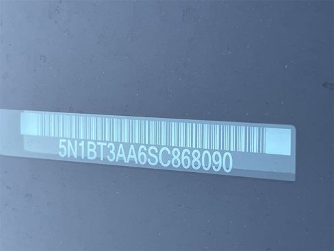 Certified 2025 Nissan Rogue S image 26