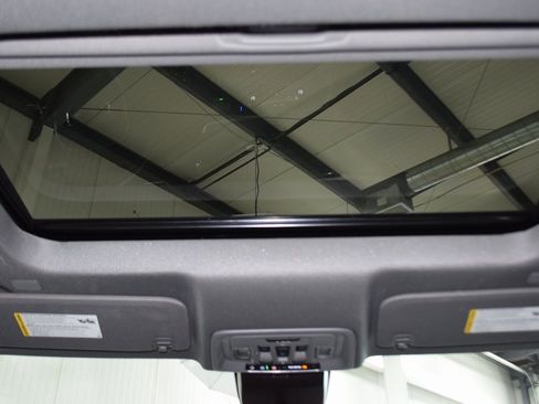 Used 2024 GMC Sierra 2500 Denali w/ Denali Reserve Package image 50