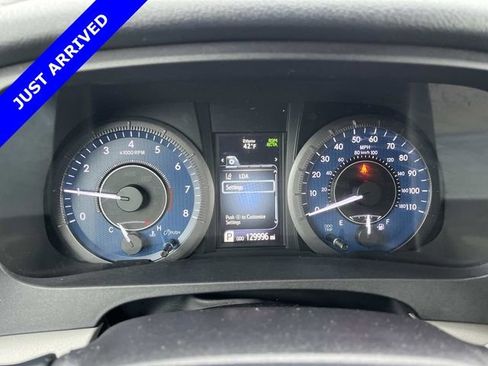 Used 2020 Toyota Sienna LE w/ LE Preferred Package image 36