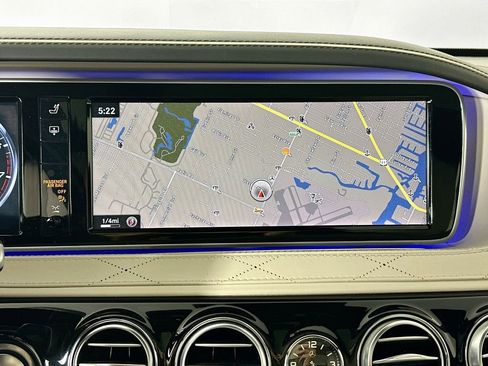 Used 2015 Mercedes-Benz S 550 Sedan image 13