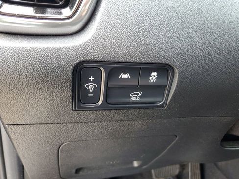 Used 2023 Kia Sorento SX AWD/4WD image 18