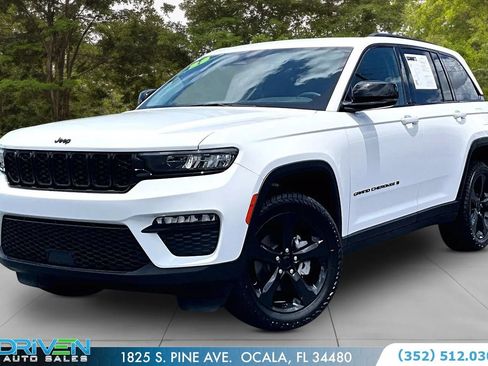 Used 2023 Jeep Grand Cherokee Limited w/ Black Appearance Package RWD image 1