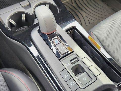 Used 2024 Toyota Prius Prime Premium image 22