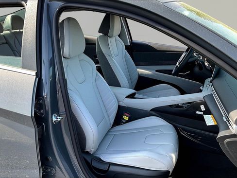 New 2026 Hyundai Elantra Limited w/ Cargo Package FWD image 19