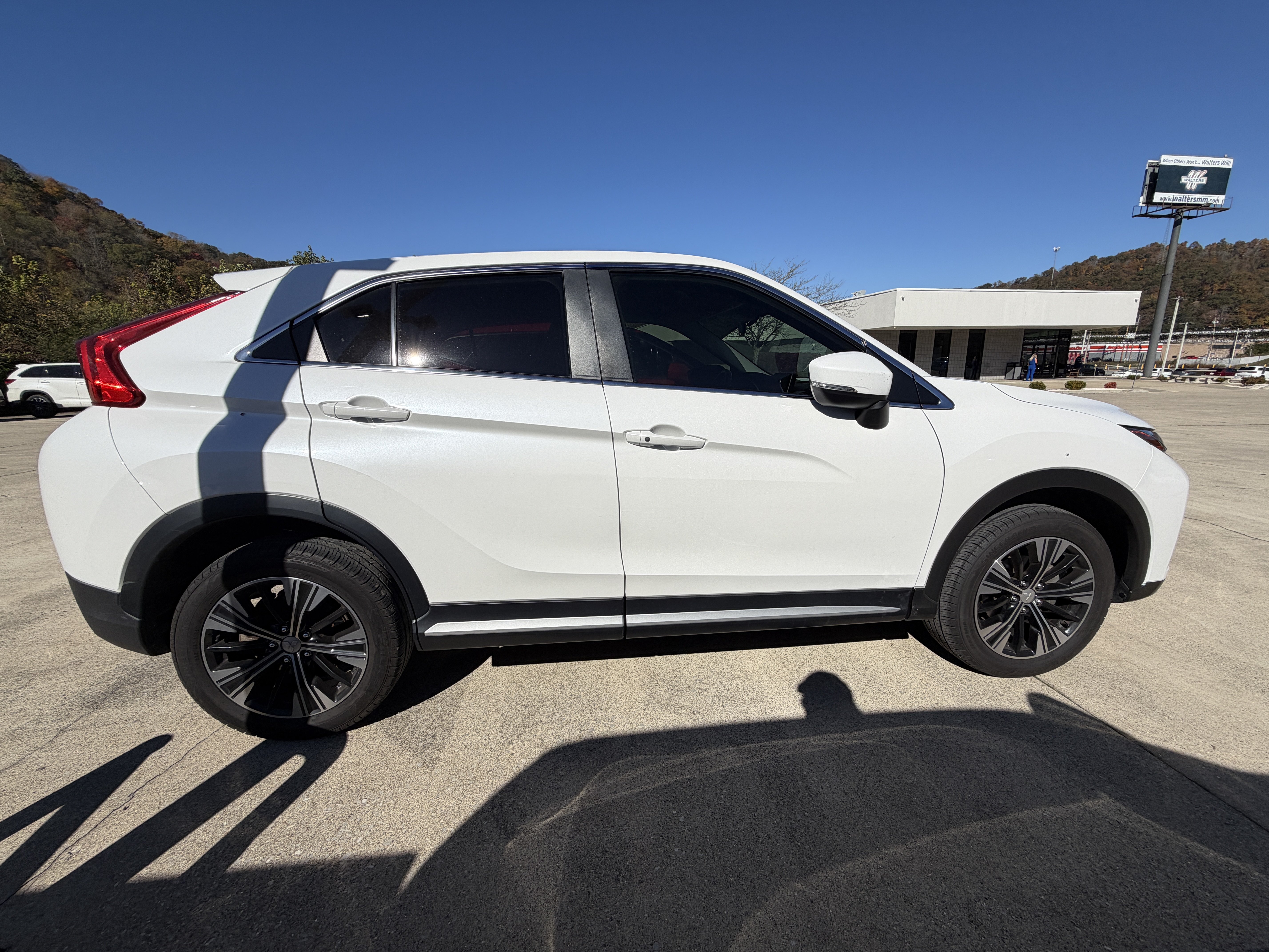 Used 2018 Mitsubishi Eclipse Cross SE AWD/4WD image 6