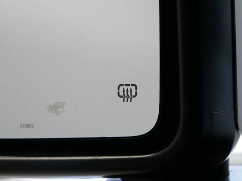 Certified 2022 Jeep Wrangler Unlimited Sahara w/ Cold Weather Group image 30